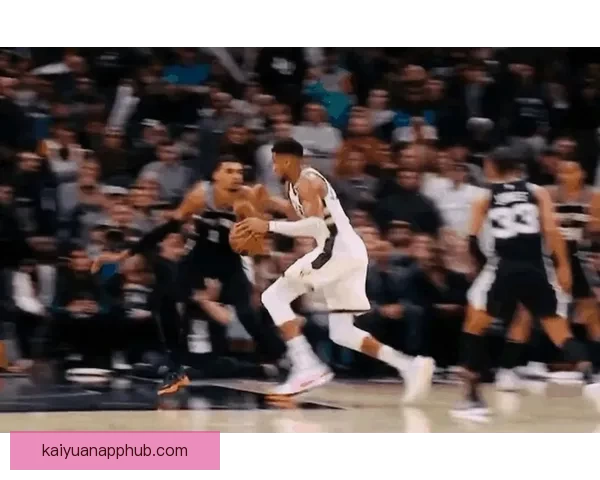 雄鹿不敌马刺无缘季后赛 文班23分15篮板6助攻卡斯尔三双字母哥目睹出局